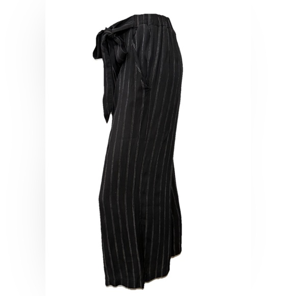 Wilfred Aritzia Black White Pinstripe Tie Waist Wide Leg Pants Women’s M - Picture 4 of 13